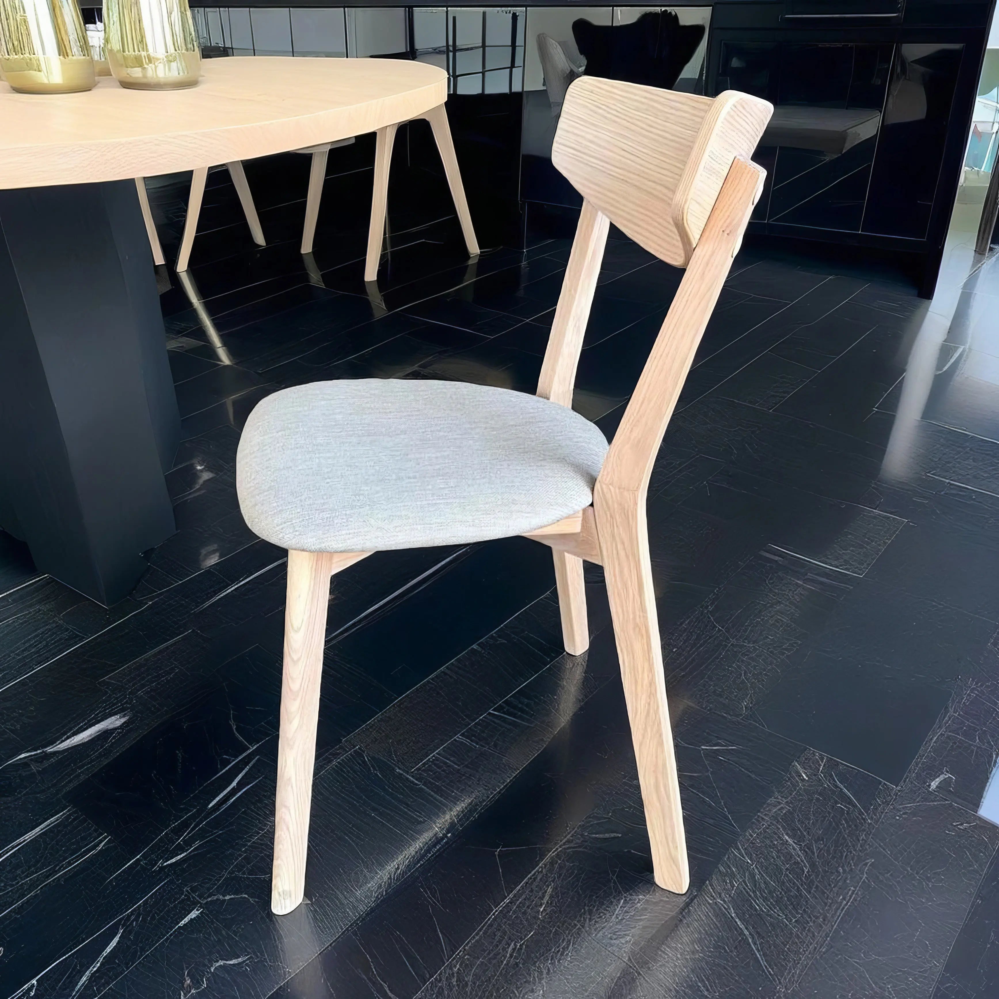 Veneto Italia Chairs Dianna Chair