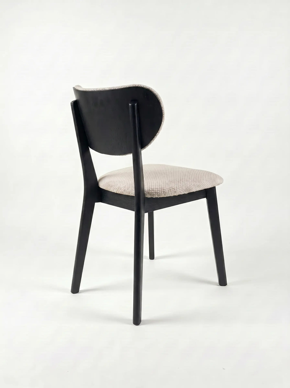 Veneto Italia Chairs Finbo Chair