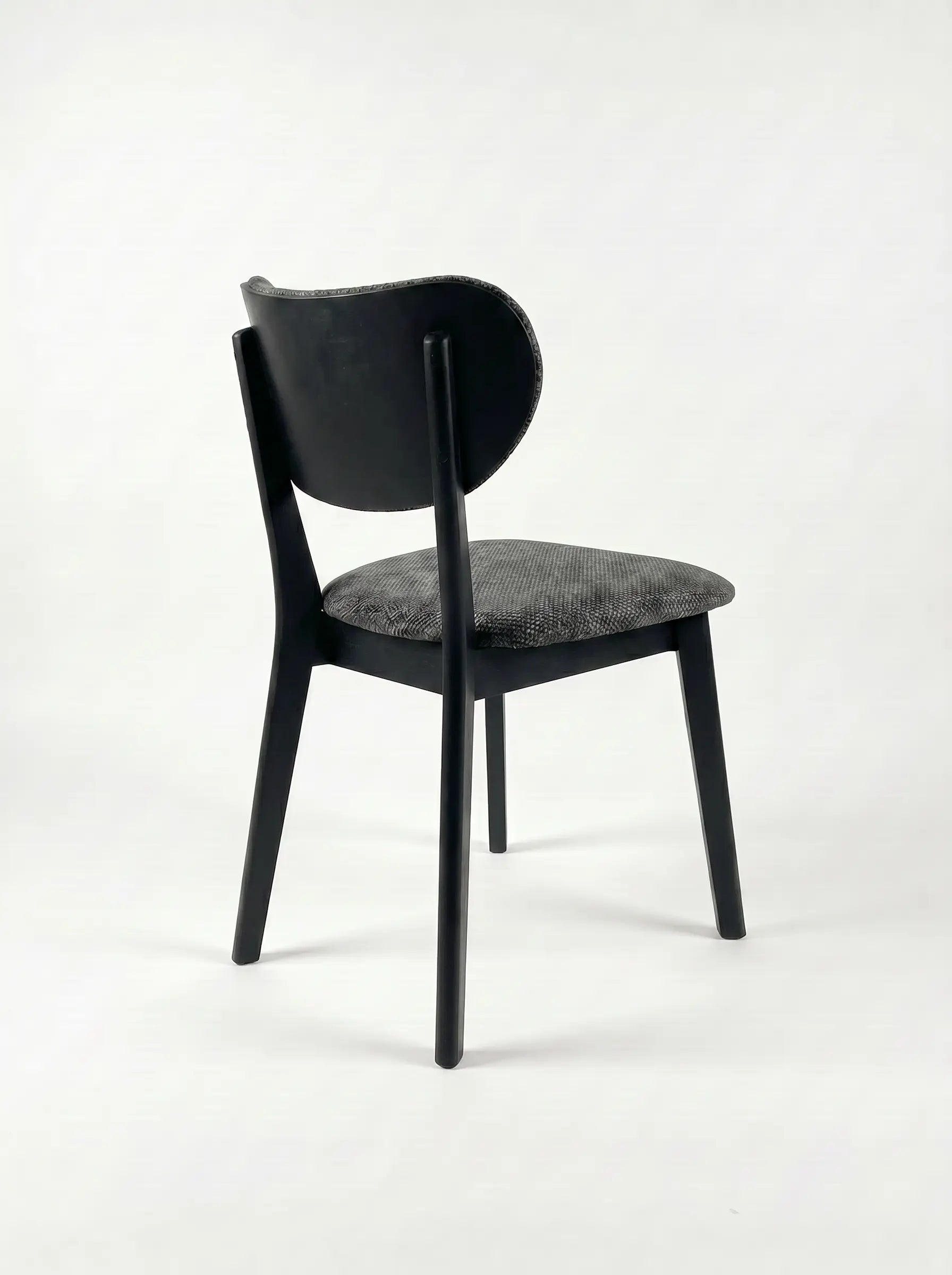 Veneto Italia Chairs Finbo Chair