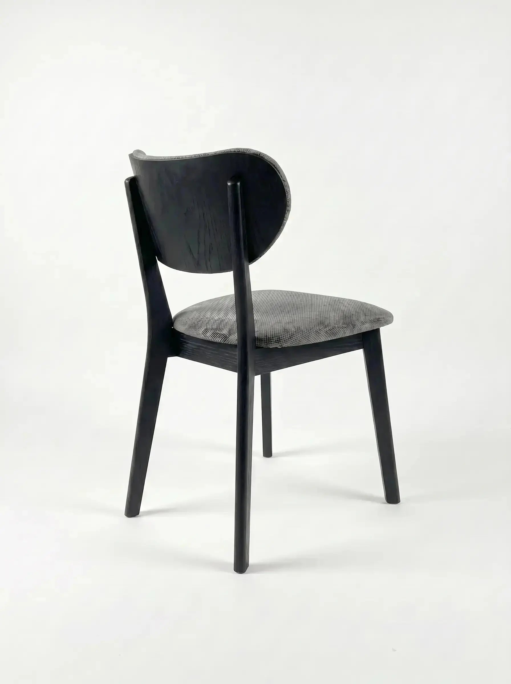 Veneto Italia Chairs Finbo Chair