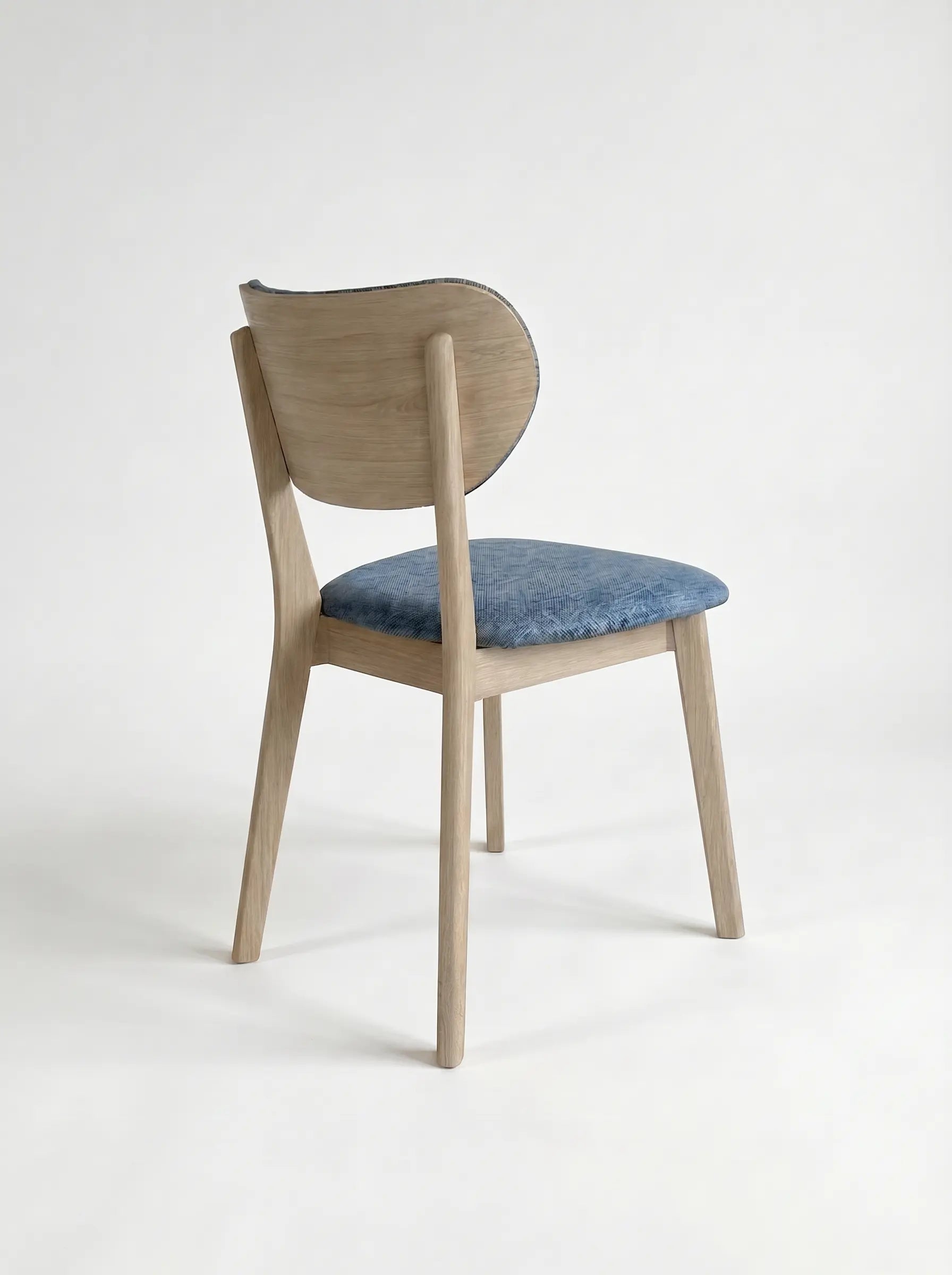 Veneto Italia Chairs Finbo Chair