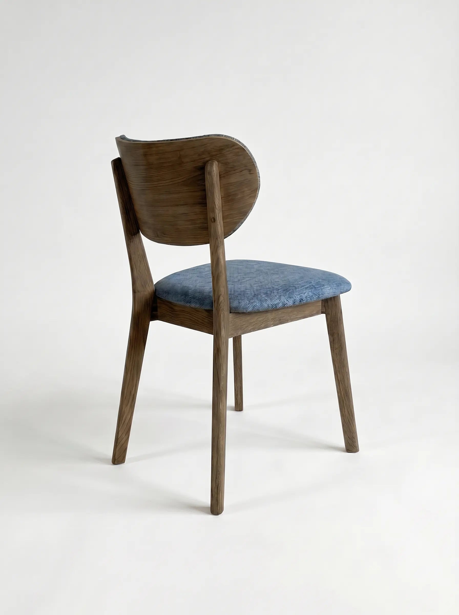 Veneto Italia Chairs Finbo Chair