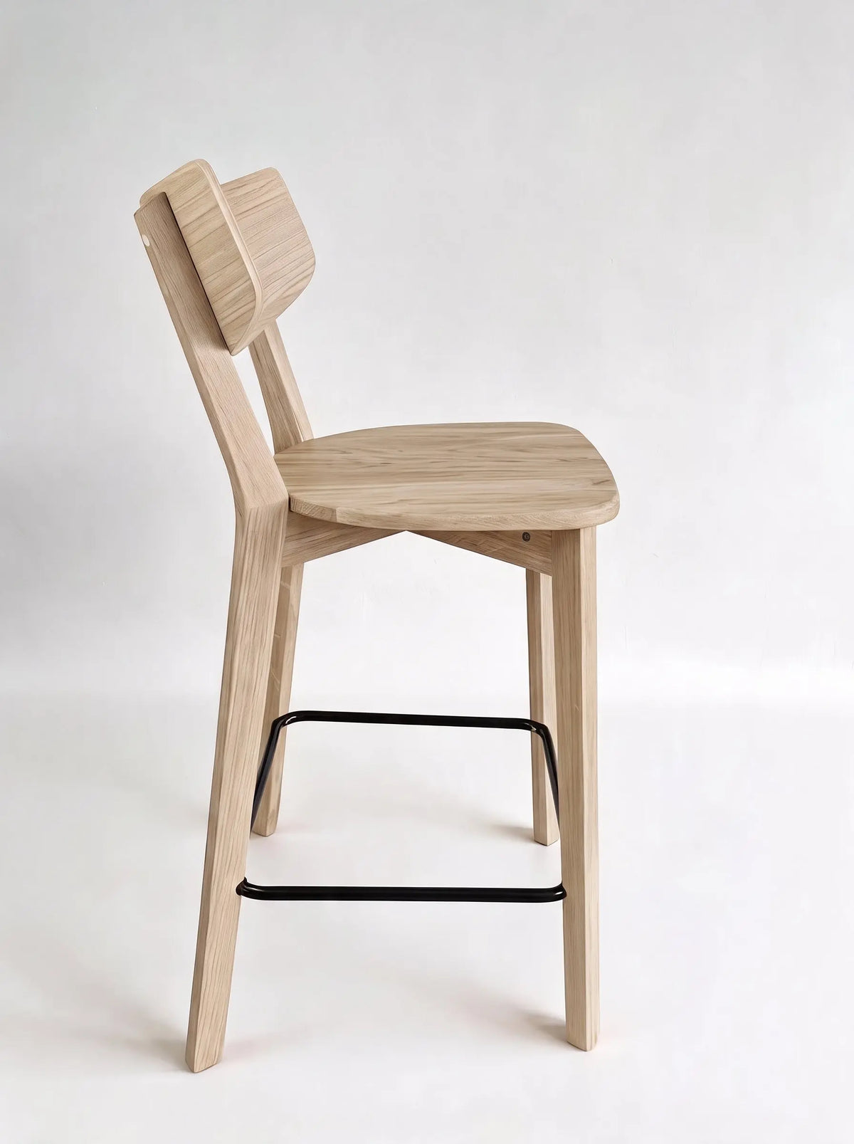 Veneto Italia Chairs Jülo Bar Chair