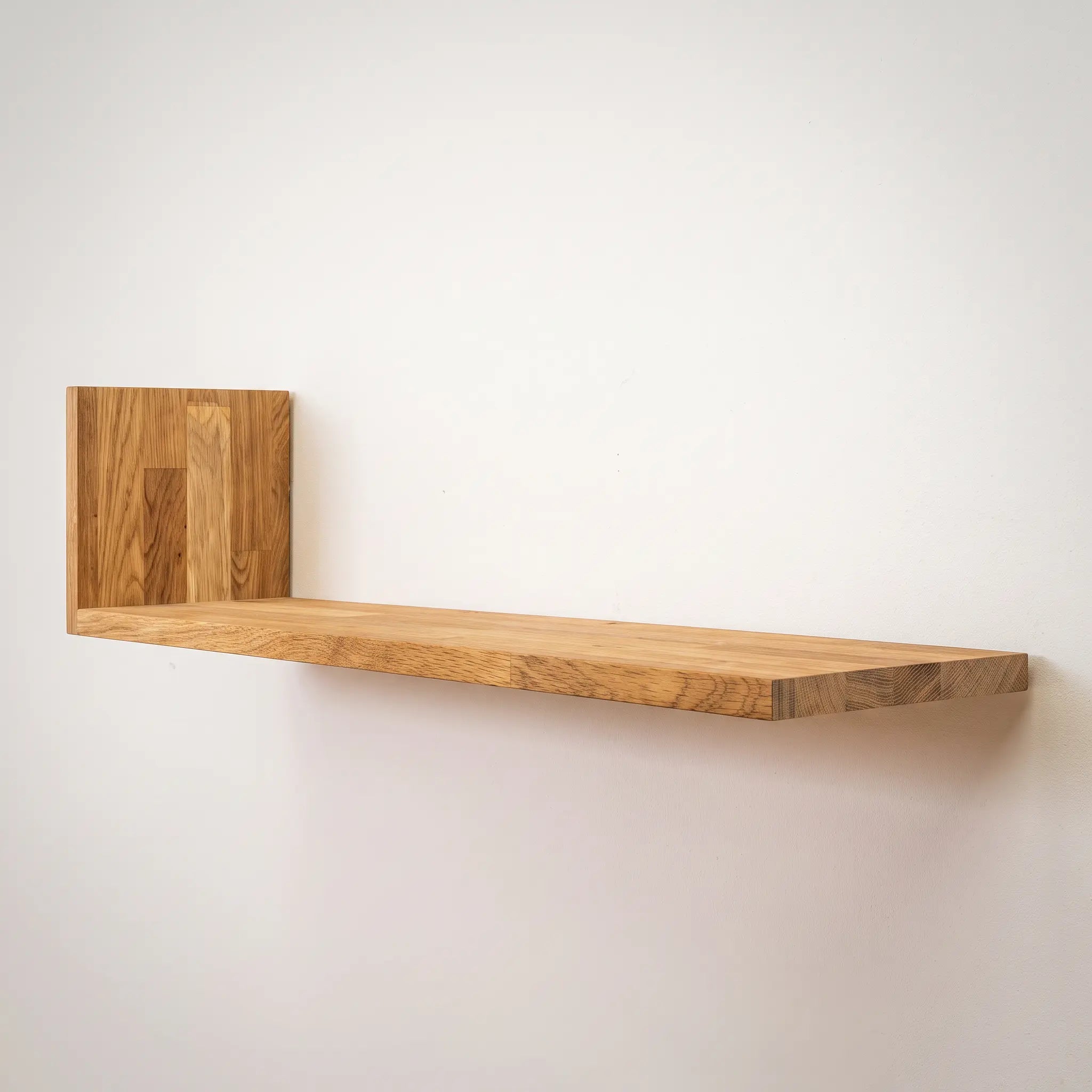 Veneto Italia  Luz shelf