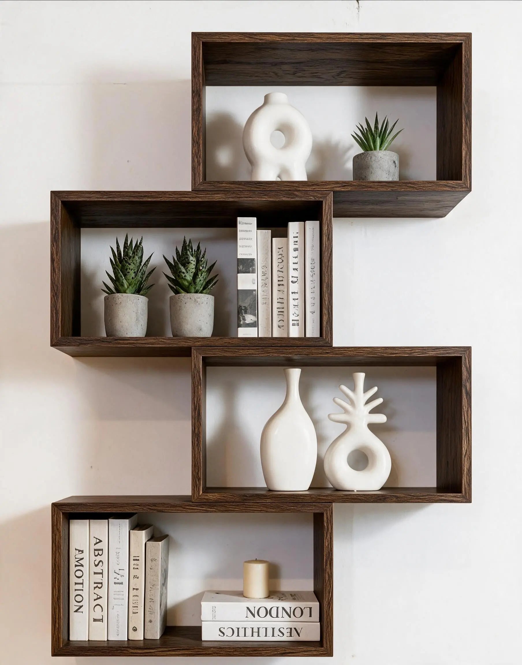 Veneto Italia  Maloja shelves