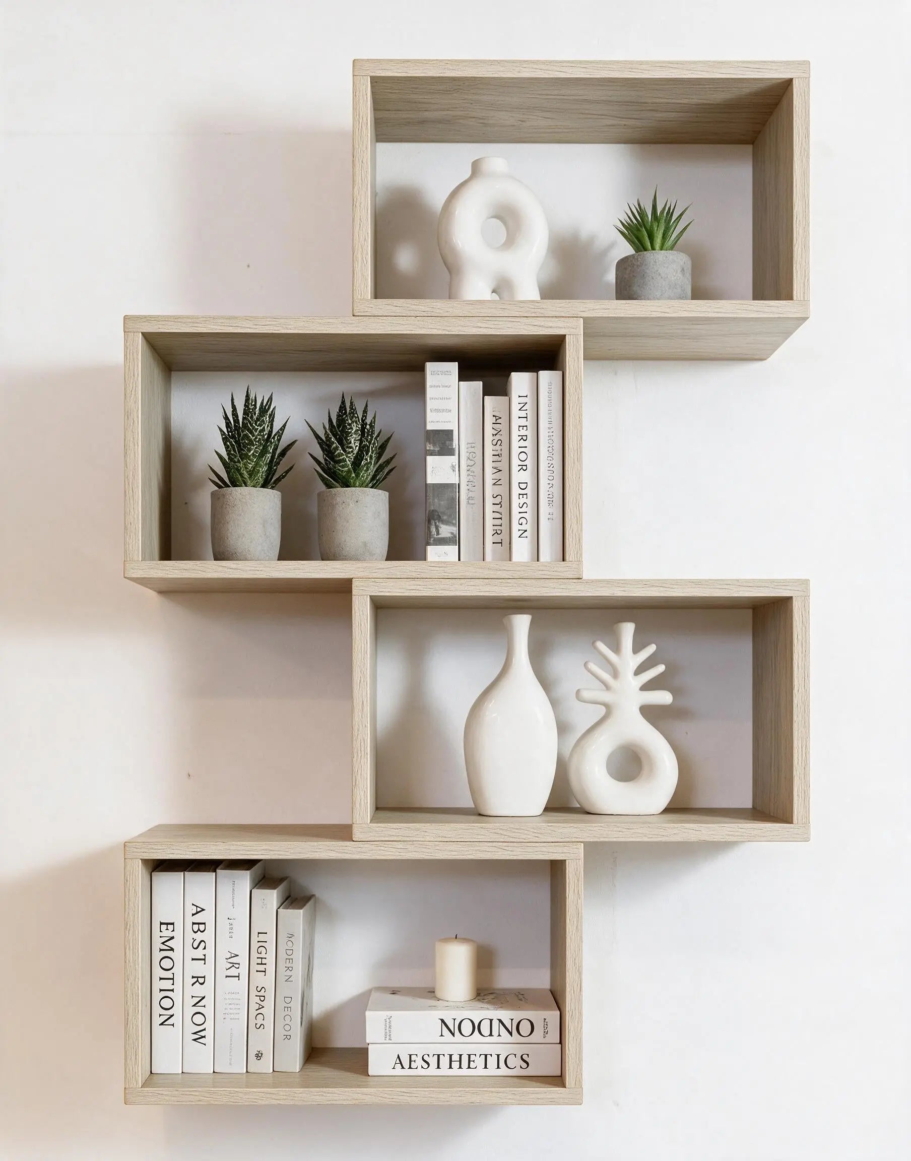 Veneto Italia  Maloja shelves