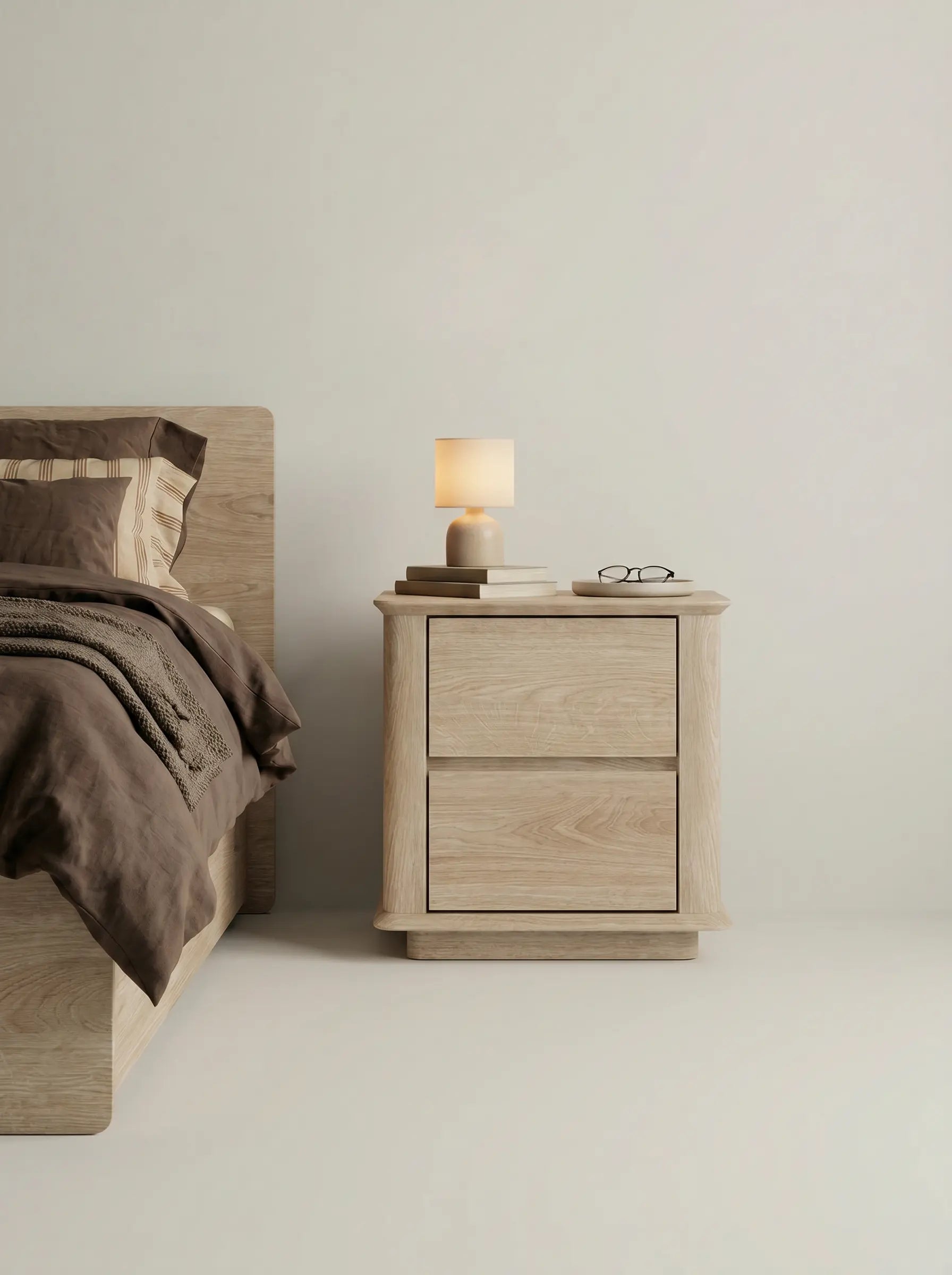 Veneto Italia Sideboards Cwellyn Nightstand