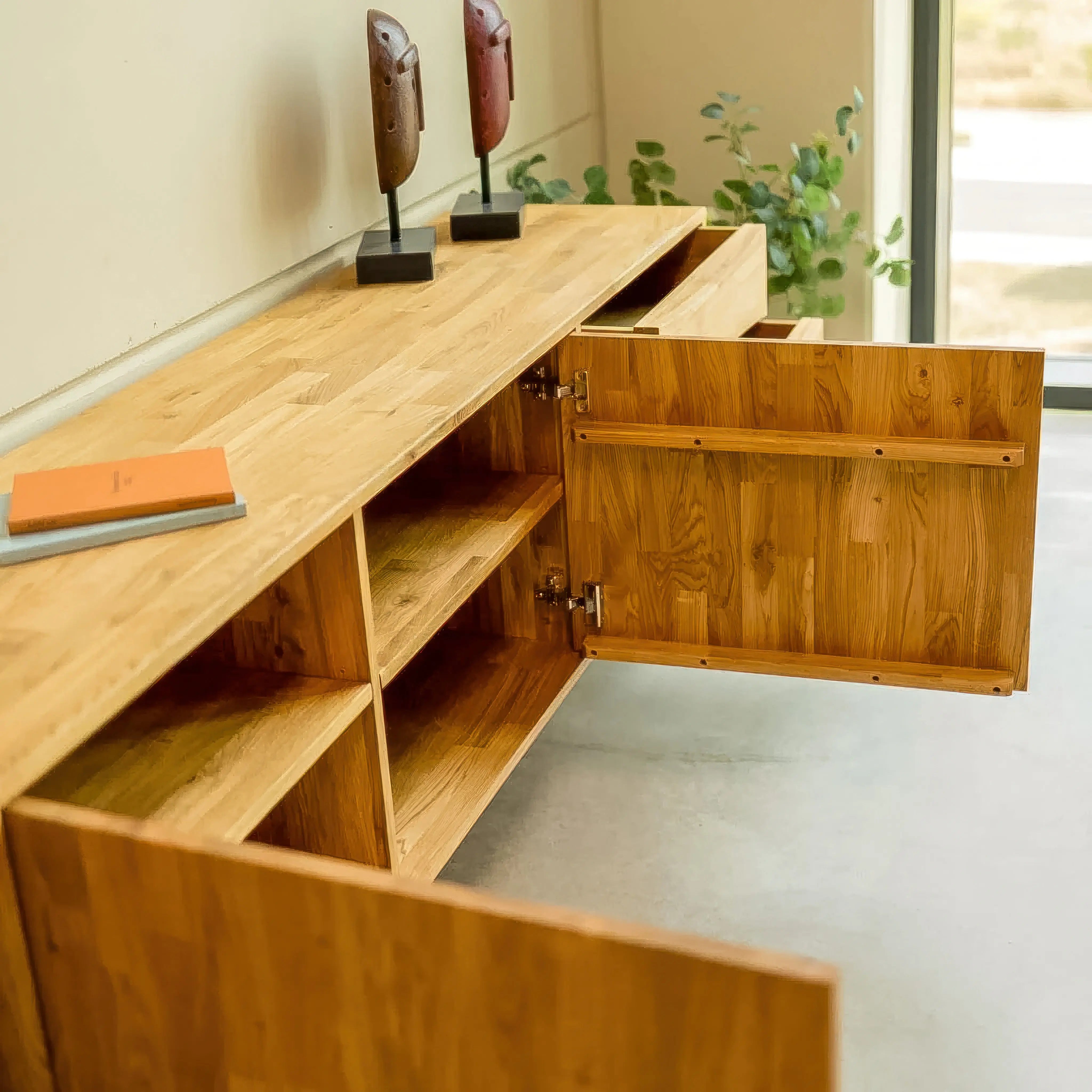 Veneto Italia Sideboards Erie Sideboard