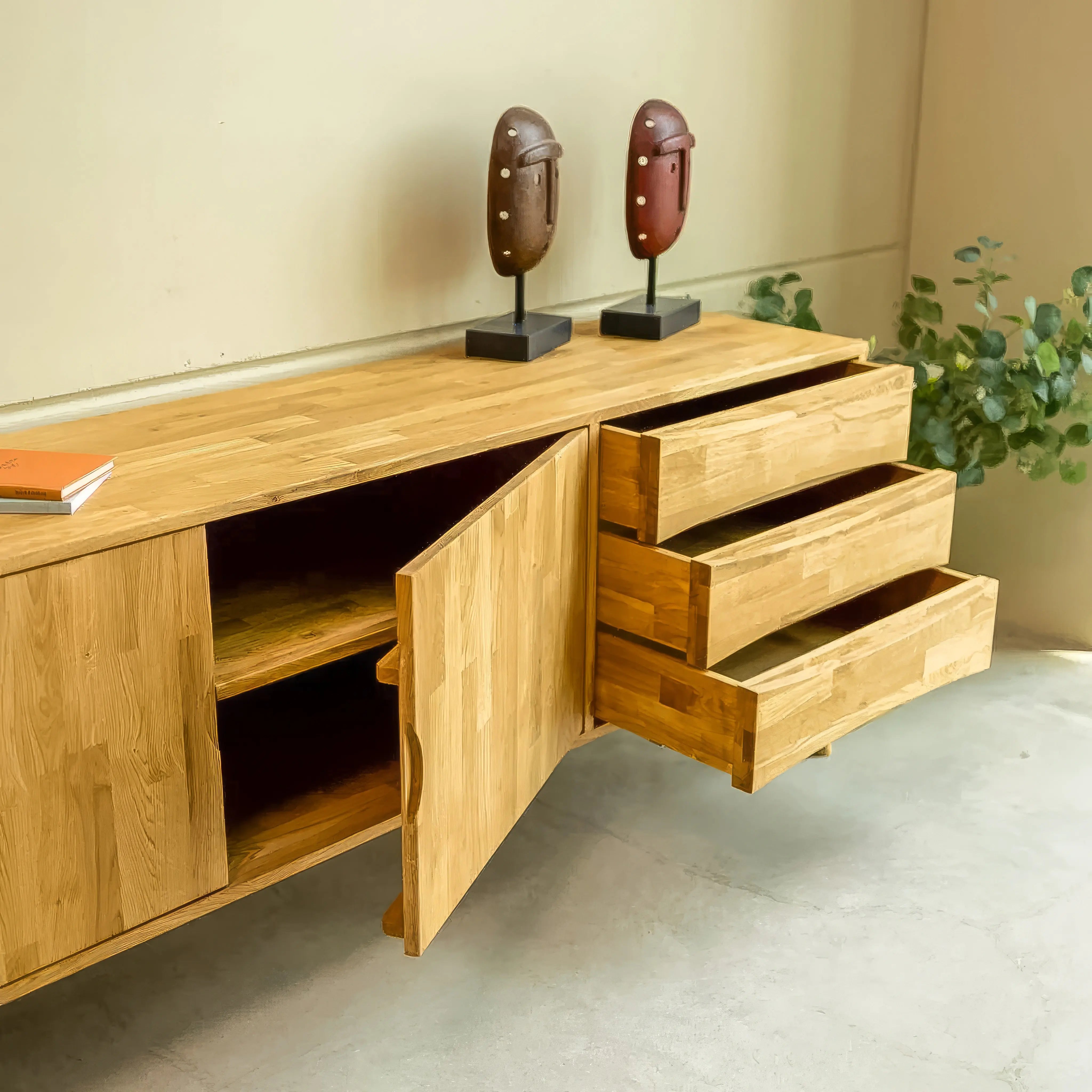 Veneto Italia Sideboards Erie Sideboard