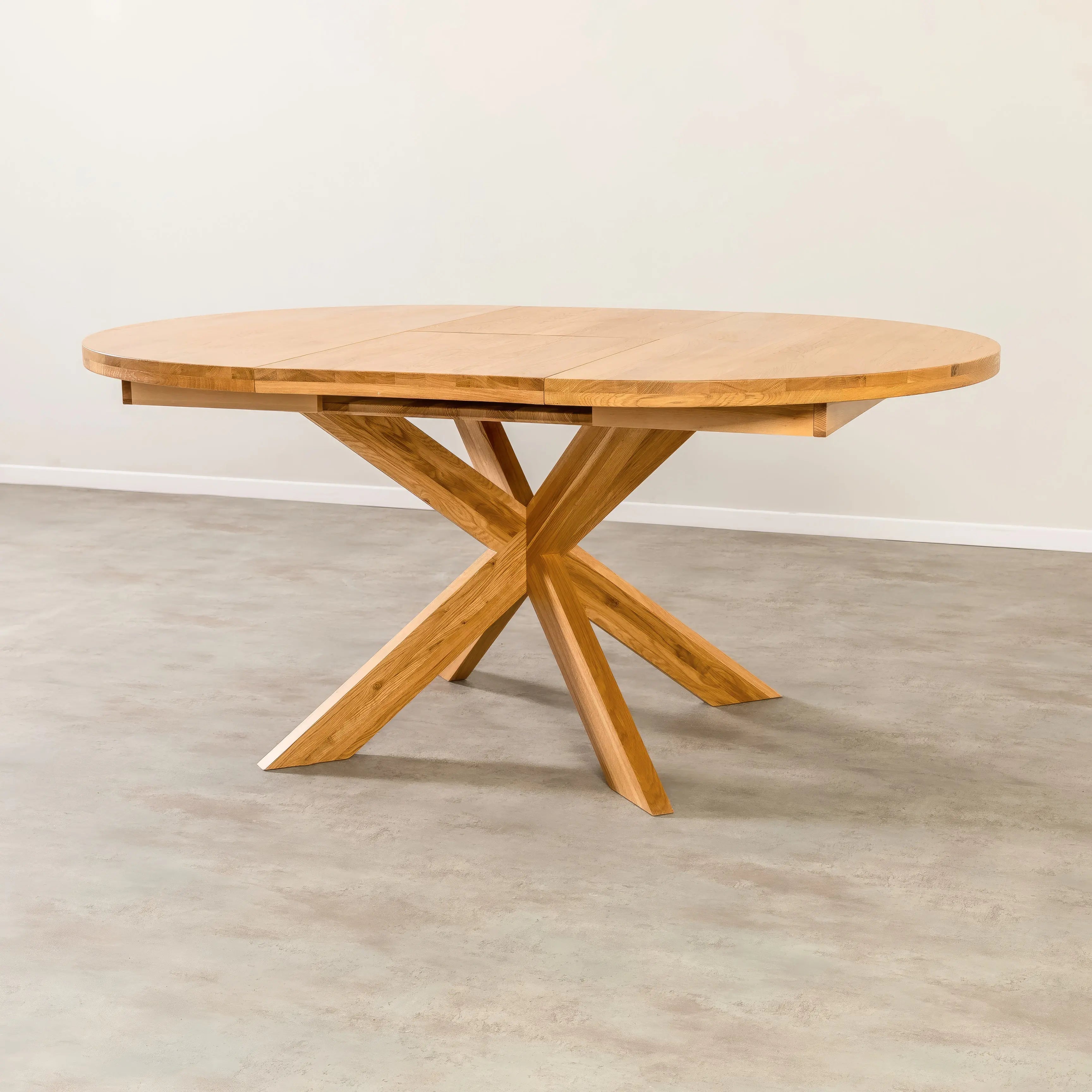 Veneto Italia Tables Laukaa Dining Table with midle Extension