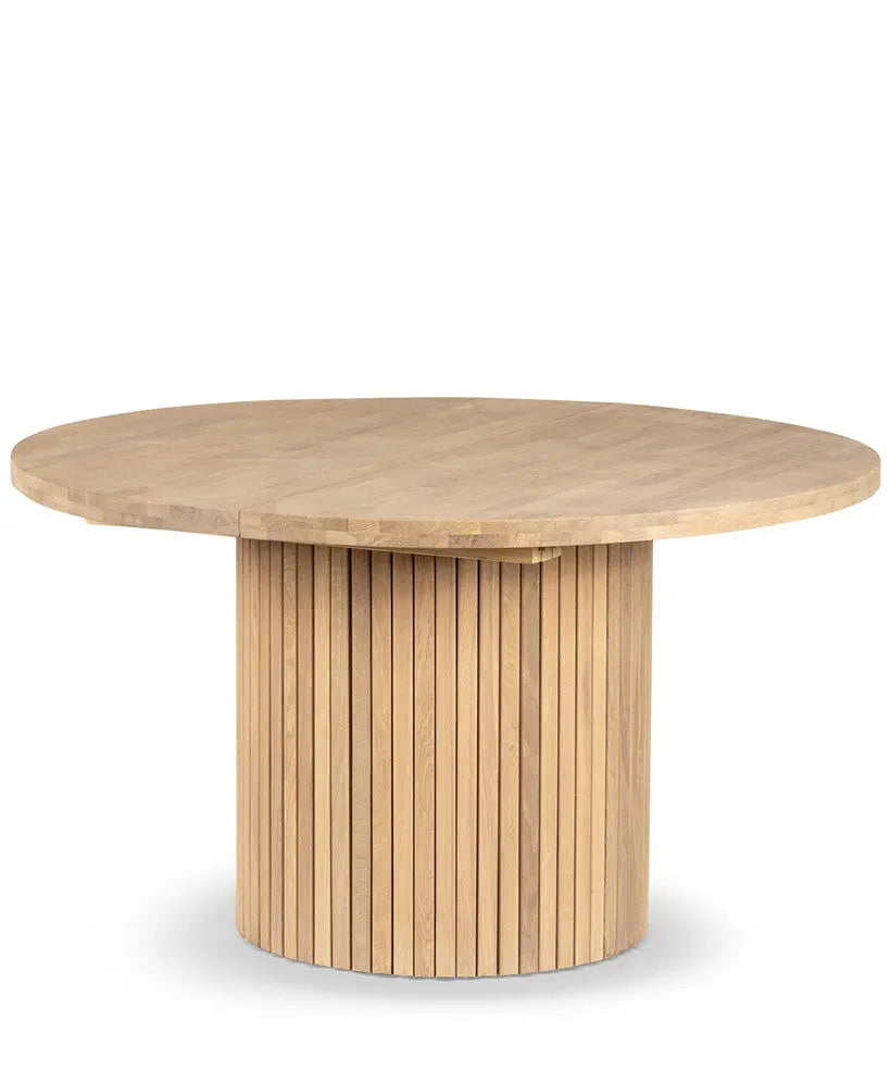 Veneto Italia Tables Tromsø round Extendible Dining Table