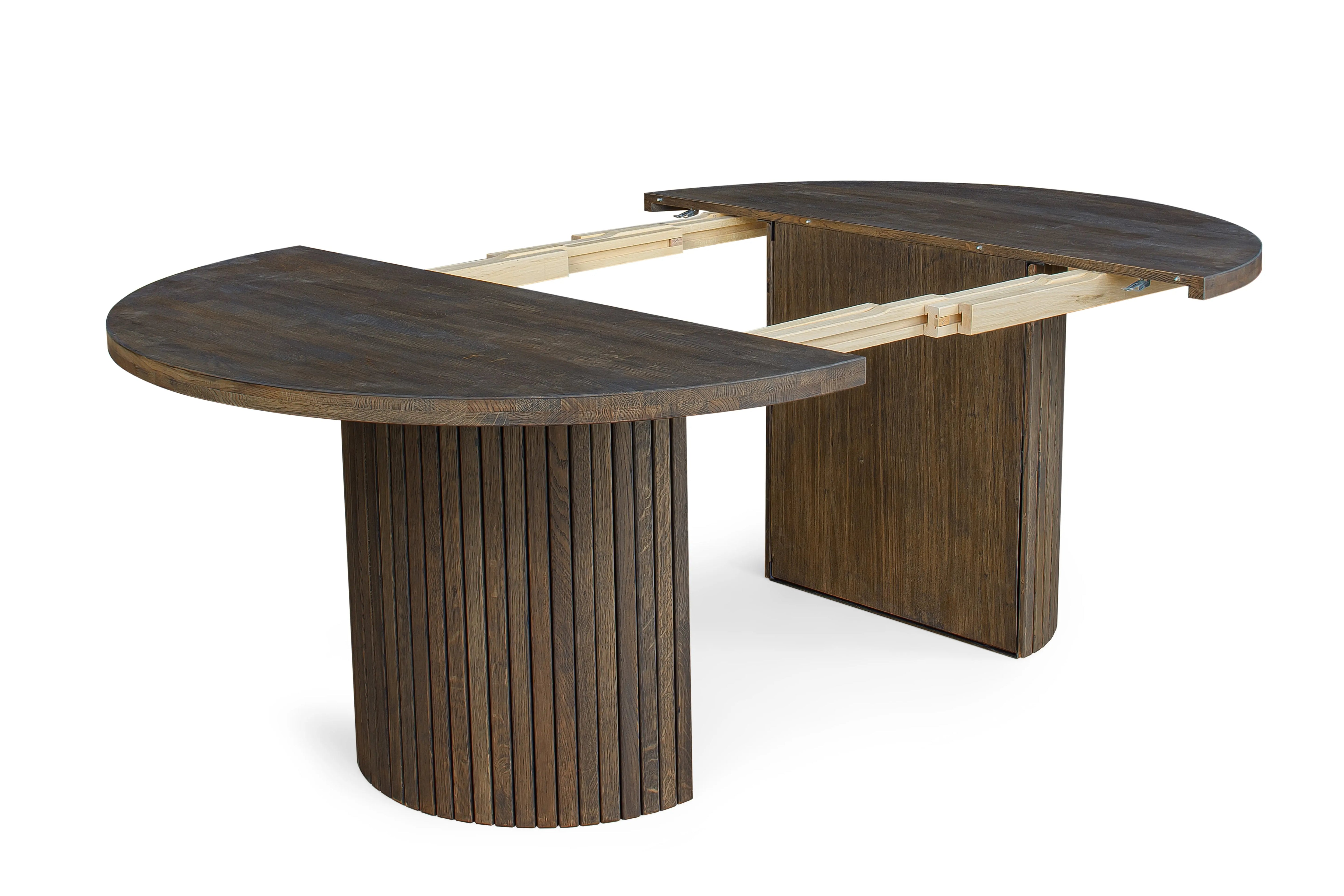 Veneto Italia Tables Tromsø round Extendible Dining Table